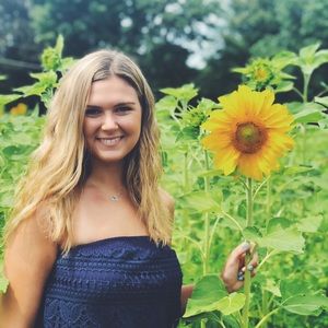 Meet your Posher, Katelyn